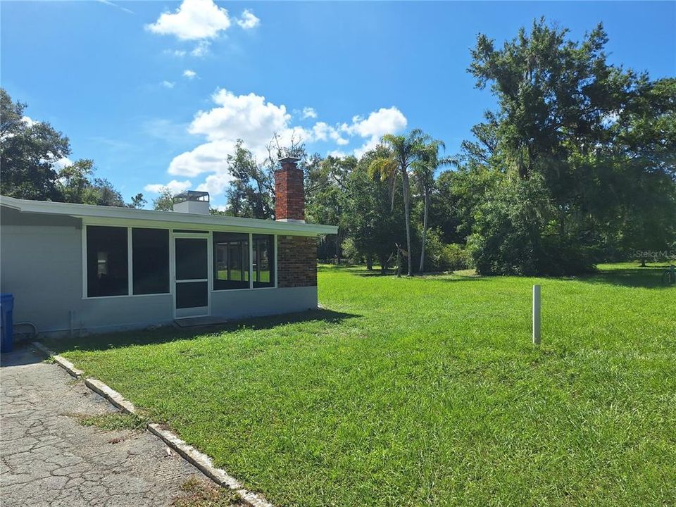 For Rent: $3,250 (3 beds, 2 baths, 1864 Square Feet)