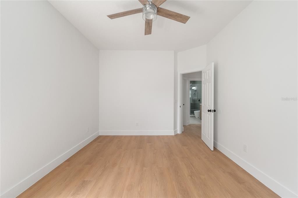 For Sale: $640,000 (4 beds, 3 baths, 2420 Square Feet)