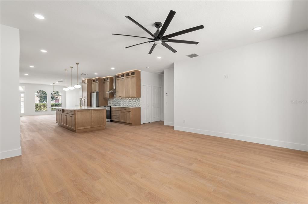 For Sale: $640,000 (4 beds, 3 baths, 2420 Square Feet)