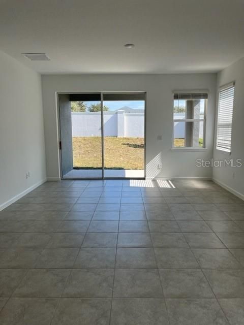 For Rent: $2,750 (4 beds, 2 baths, 2236 Square Feet)
