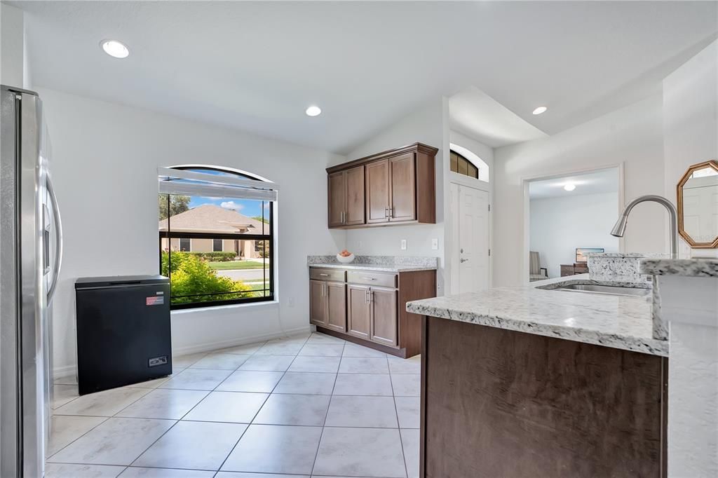 En Venta: $325,000 (3 camas, 2 baños, 1771 Pies cuadrados)