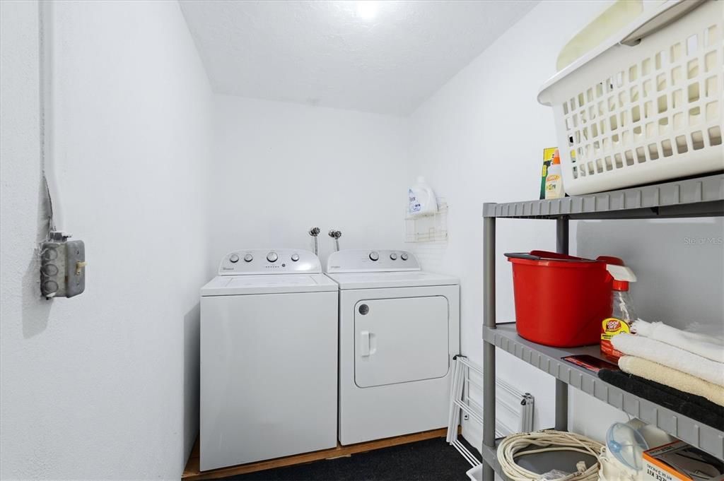 For Sale: $229,900 (2 beds, 2 baths, 1155 Square Feet)