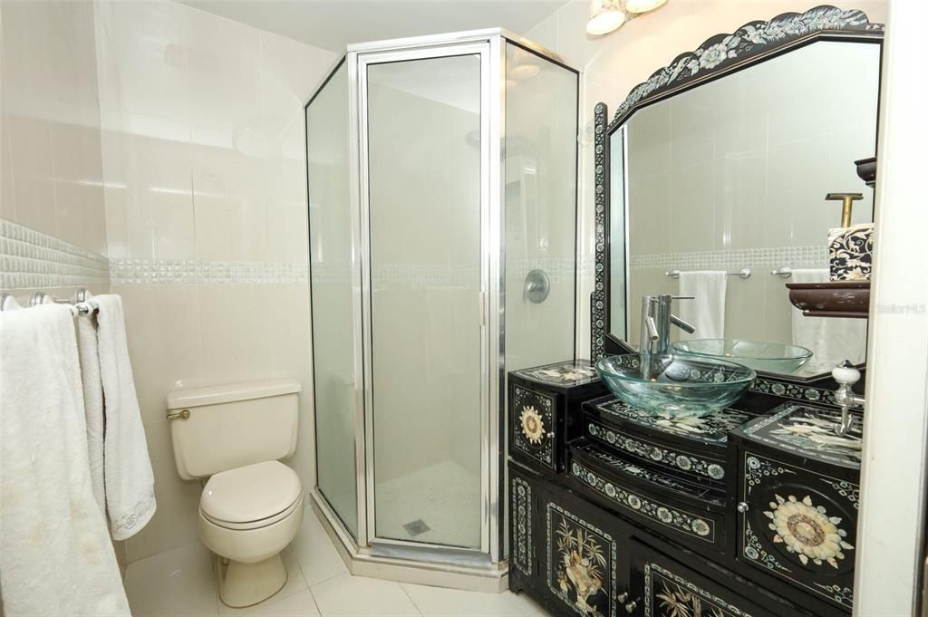 For Sale: $1,050,000 (2 beds, 2 baths, 1763 Square Feet)