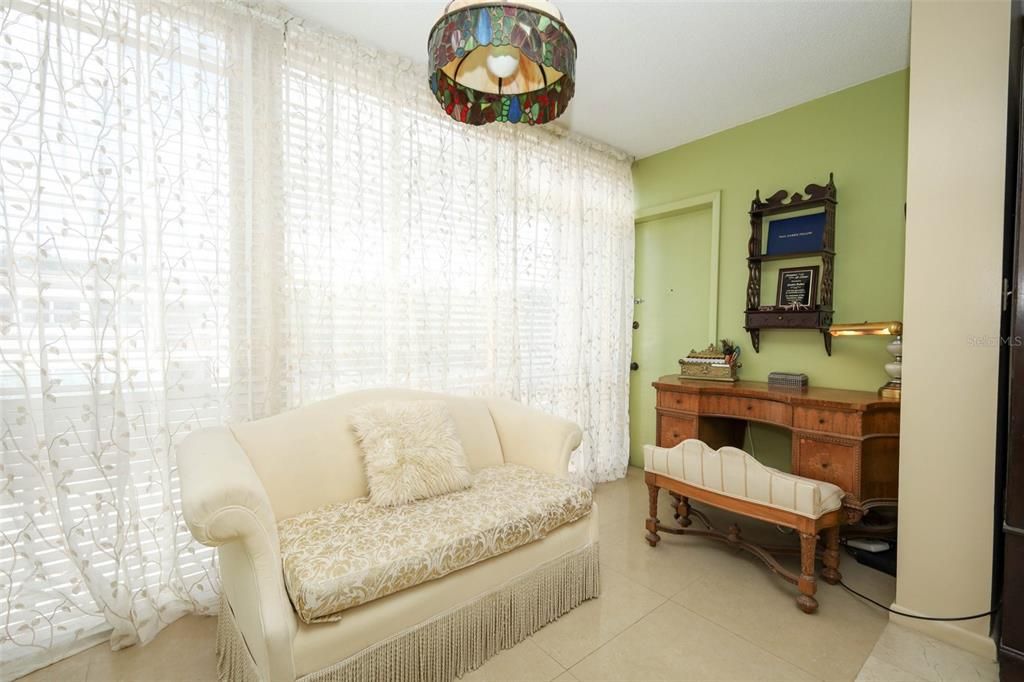 For Sale: $1,050,000 (2 beds, 2 baths, 1763 Square Feet)