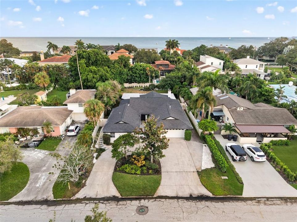 En Venta: $1,695,000 (4 camas, 4 baños, 2598 Pies cuadrados)