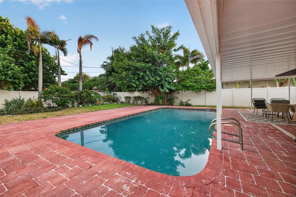 En Venta: $1,695,000 (4 camas, 4 baños, 2598 Pies cuadrados)