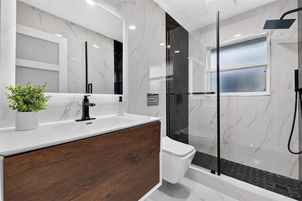 En Venta: $1,695,000 (4 camas, 4 baños, 2598 Pies cuadrados)