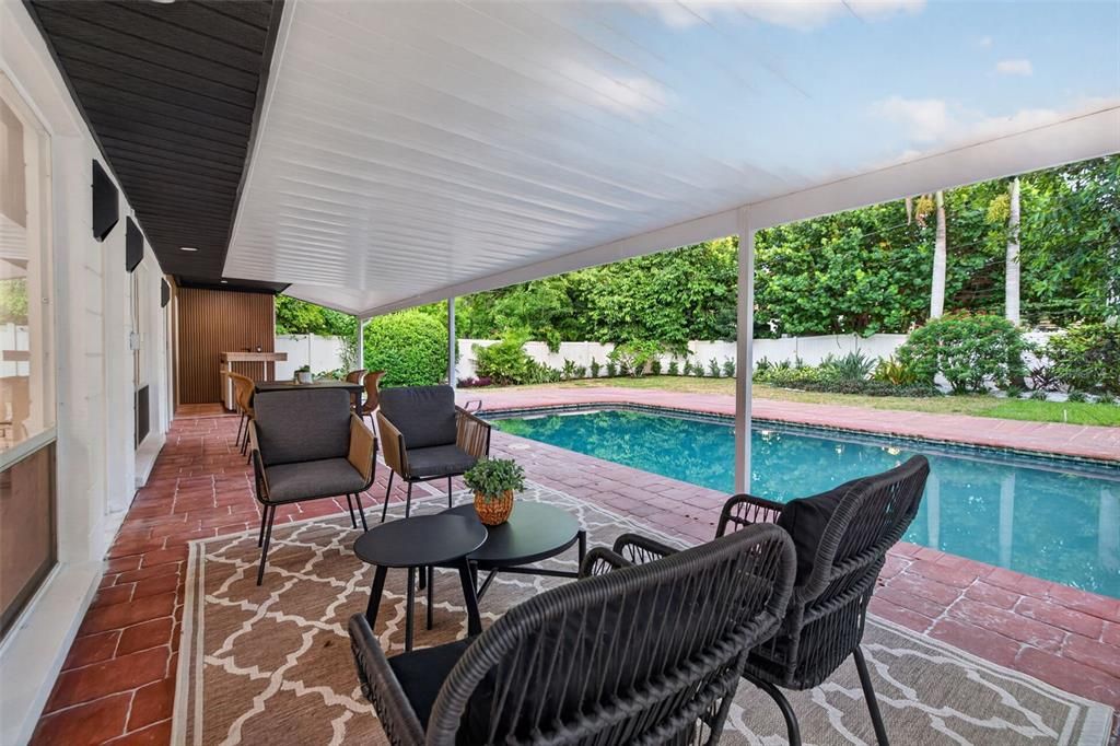 En Venta: $1,695,000 (4 camas, 4 baños, 2598 Pies cuadrados)