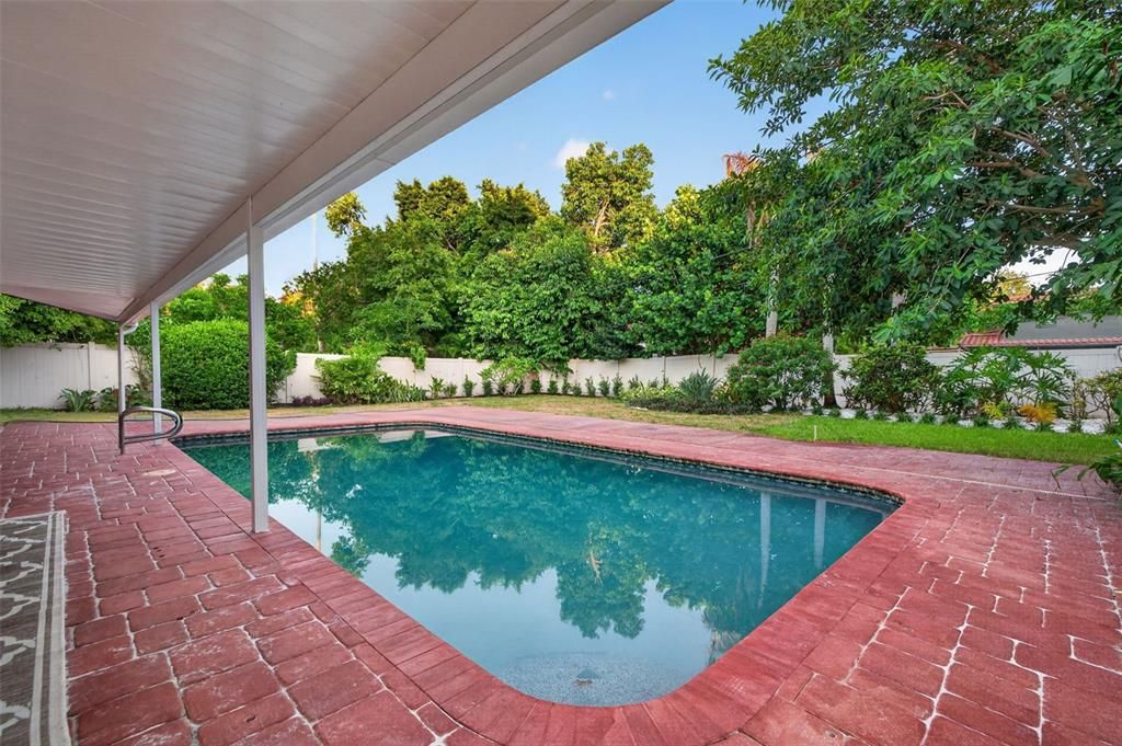 En Venta: $1,695,000 (4 camas, 4 baños, 2598 Pies cuadrados)