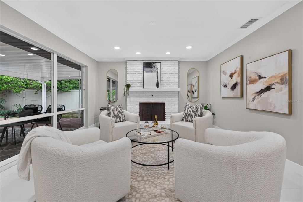 En Venta: $1,695,000 (4 camas, 4 baños, 2598 Pies cuadrados)
