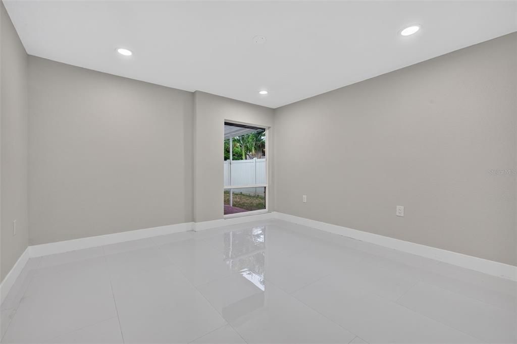En Venta: $1,695,000 (4 camas, 4 baños, 2598 Pies cuadrados)