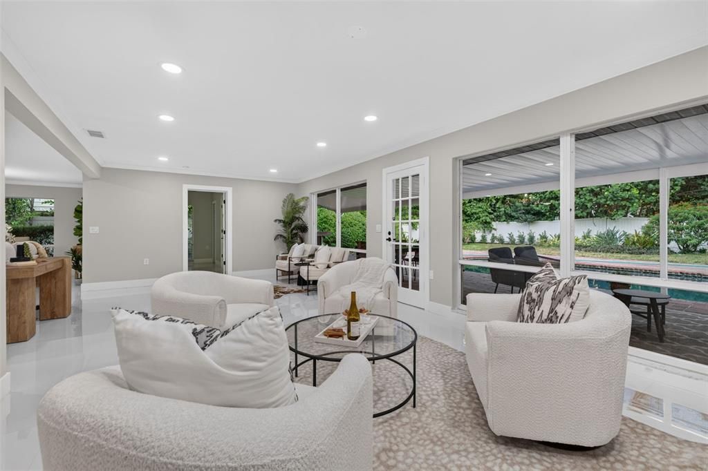 En Venta: $1,695,000 (4 camas, 4 baños, 2598 Pies cuadrados)