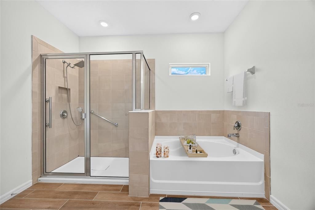 For Sale: $389,000 (3 beds, 2 baths, 1800 Square Feet)