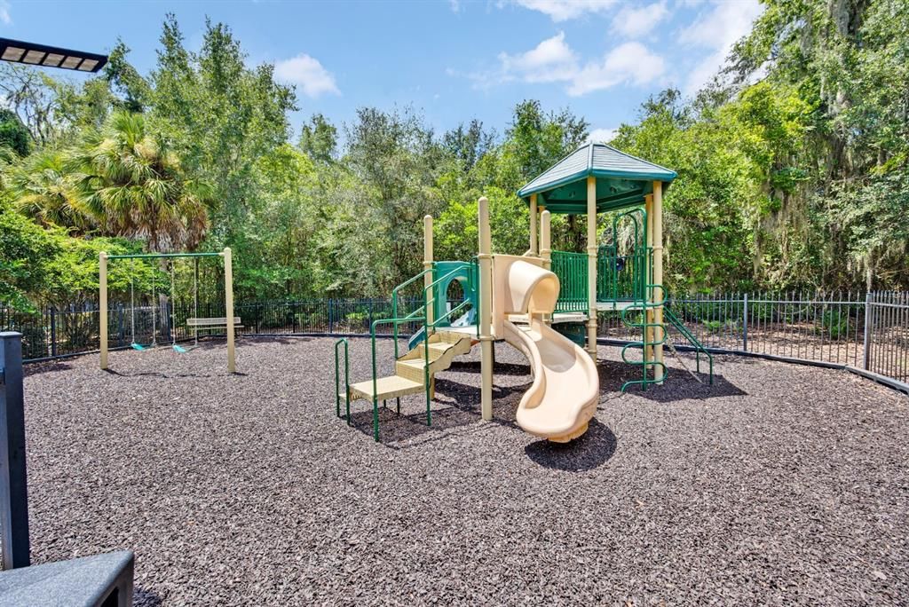 For Sale: $389,000 (3 beds, 2 baths, 1800 Square Feet)