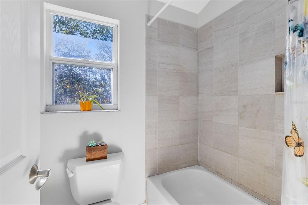 For Sale: $394,900 (4 beds, 2 baths, 2197 Square Feet)