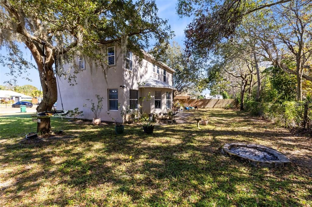 For Sale: $394,900 (4 beds, 2 baths, 2197 Square Feet)
