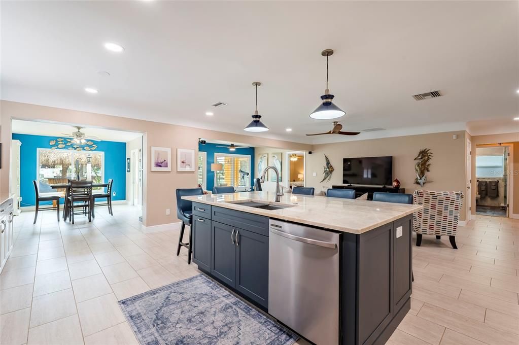 En Venta: $995,000 (3 camas, 2 baños, 2078 Pies cuadrados)