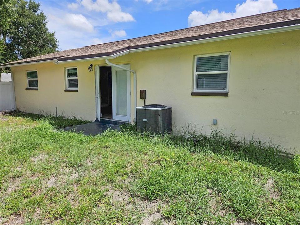 En Venta: $369,900 (3 camas, 2 baños, 1155 Pies cuadrados)