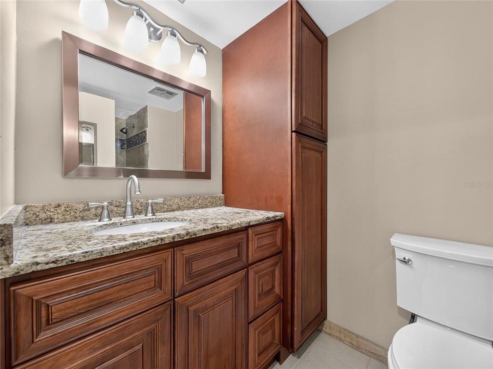 Active With Contract: $160,000 (2 beds, 2 baths, 1123 Square Feet)