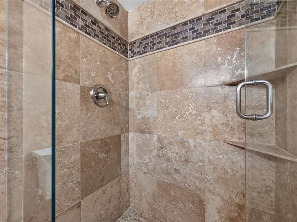 Active With Contract: $160,000 (2 beds, 2 baths, 1123 Square Feet)