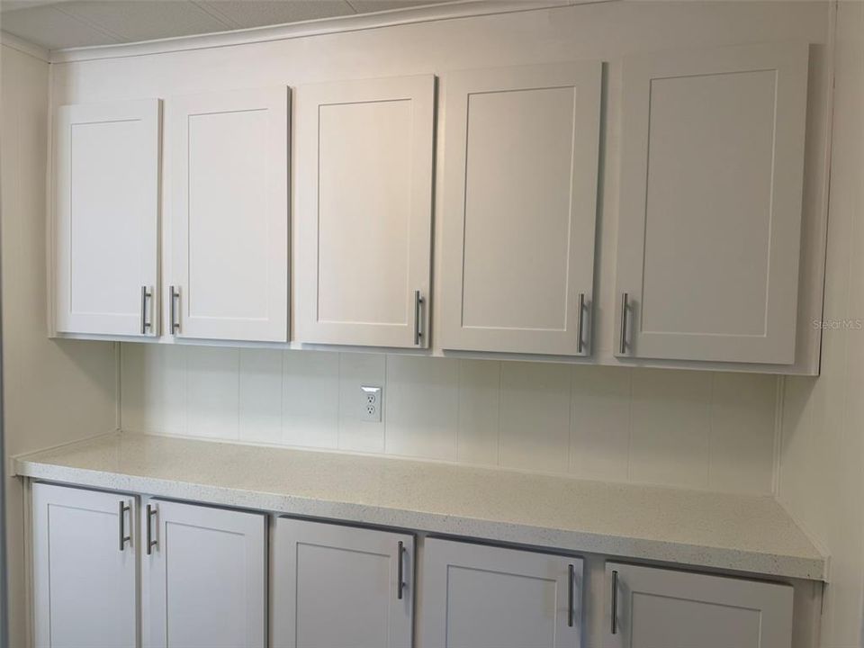 На продажу: $219,900 (2 спален, 2 ванн, 1326 Квадратных фут)