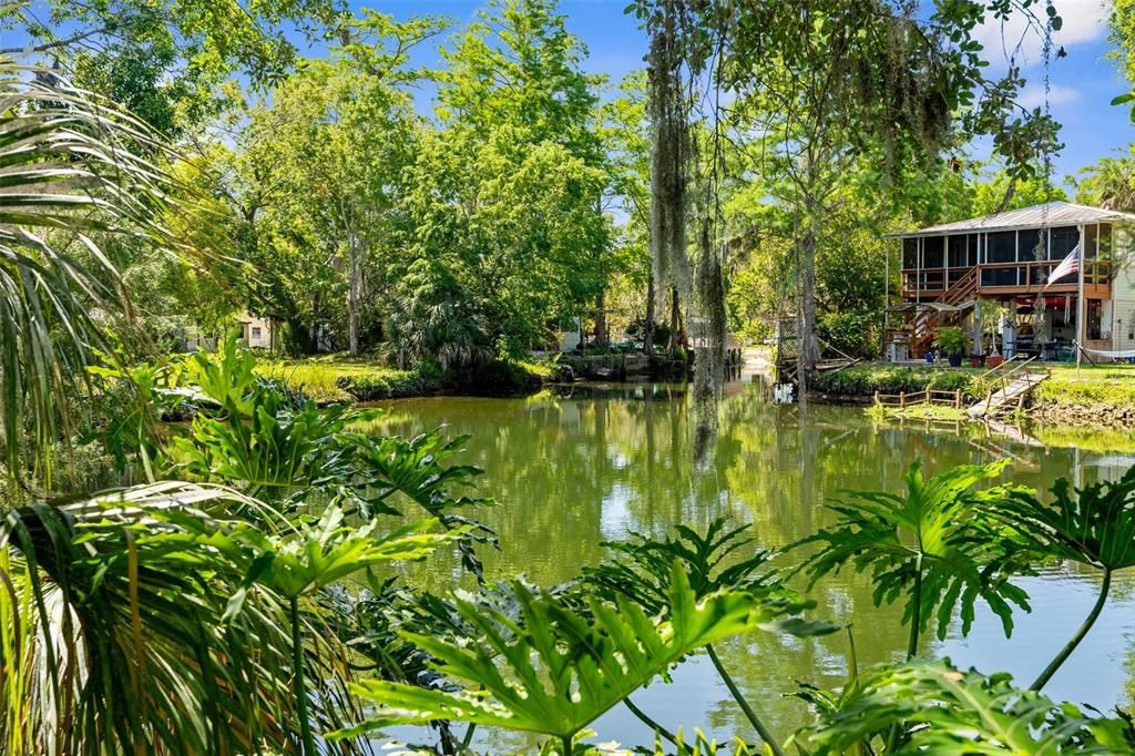 For Sale: $498,900 (2 beds, 2 baths, 912 Square Feet)