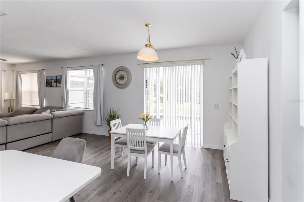 For Sale: $498,000 (4 beds, 3 baths, 2550 Square Feet)