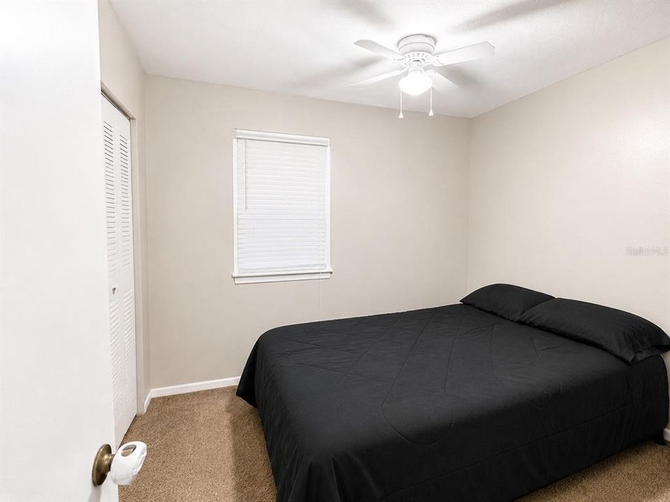 For Sale: $205,000 (3 beds, 2 baths, 981 Square Feet)