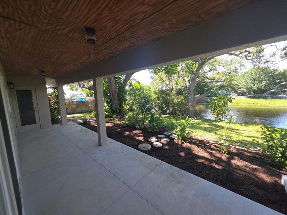 For Sale: $449,900 (3 beds, 2 baths, 1424 Square Feet)