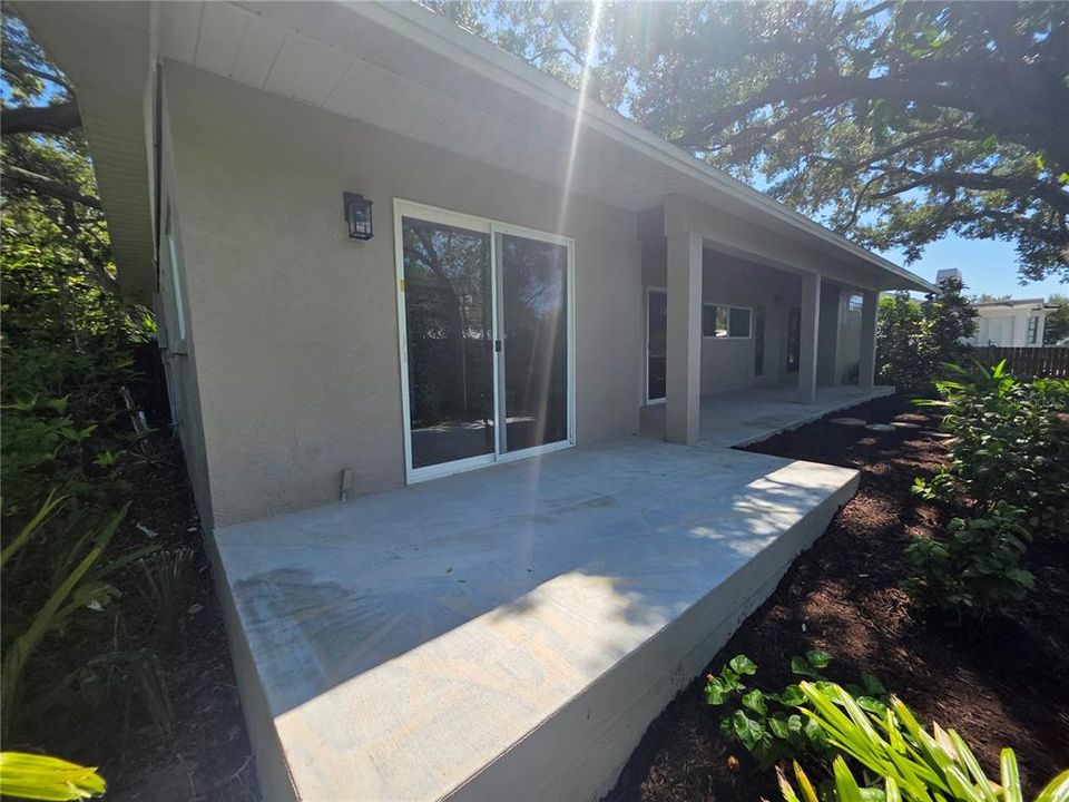 For Sale: $449,900 (3 beds, 2 baths, 1424 Square Feet)