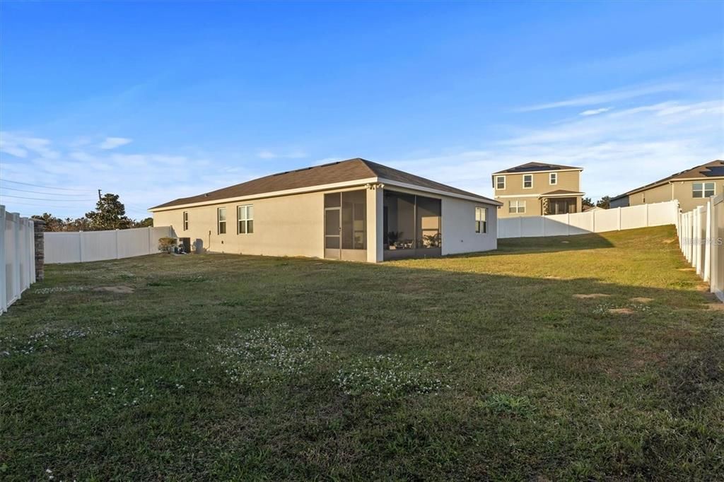 For Rent: $2,250 (4 beds, 3 baths, 2066 Square Feet)