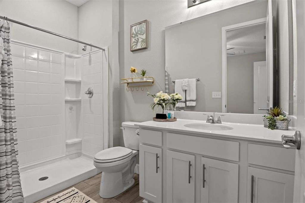 For Rent: $2,250 (4 beds, 3 baths, 2066 Square Feet)
