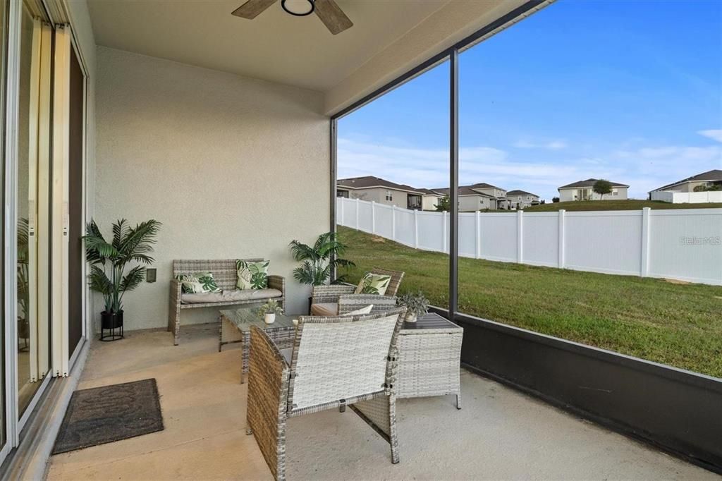 For Rent: $2,250 (4 beds, 3 baths, 2066 Square Feet)