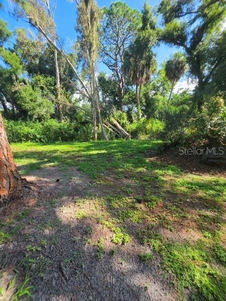 For Sale: $155,000 (2 beds, 2 baths, 966 Square Feet)
