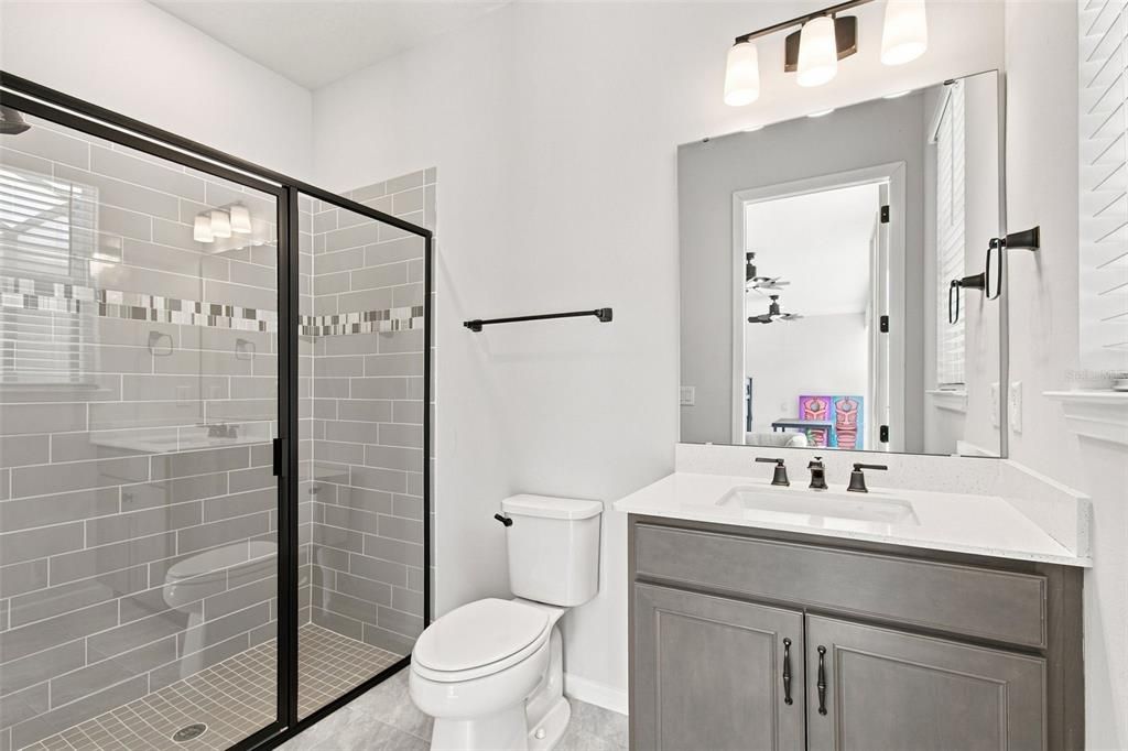 En Venta: $849,000 (5 camas, 5 baños, 4495 Pies cuadrados)