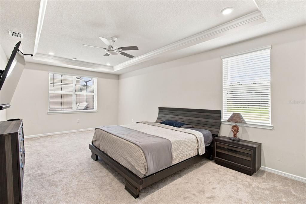 En Venta: $849,000 (5 camas, 5 baños, 4495 Pies cuadrados)