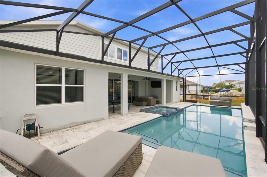 En Venta: $849,000 (5 camas, 5 baños, 4495 Pies cuadrados)