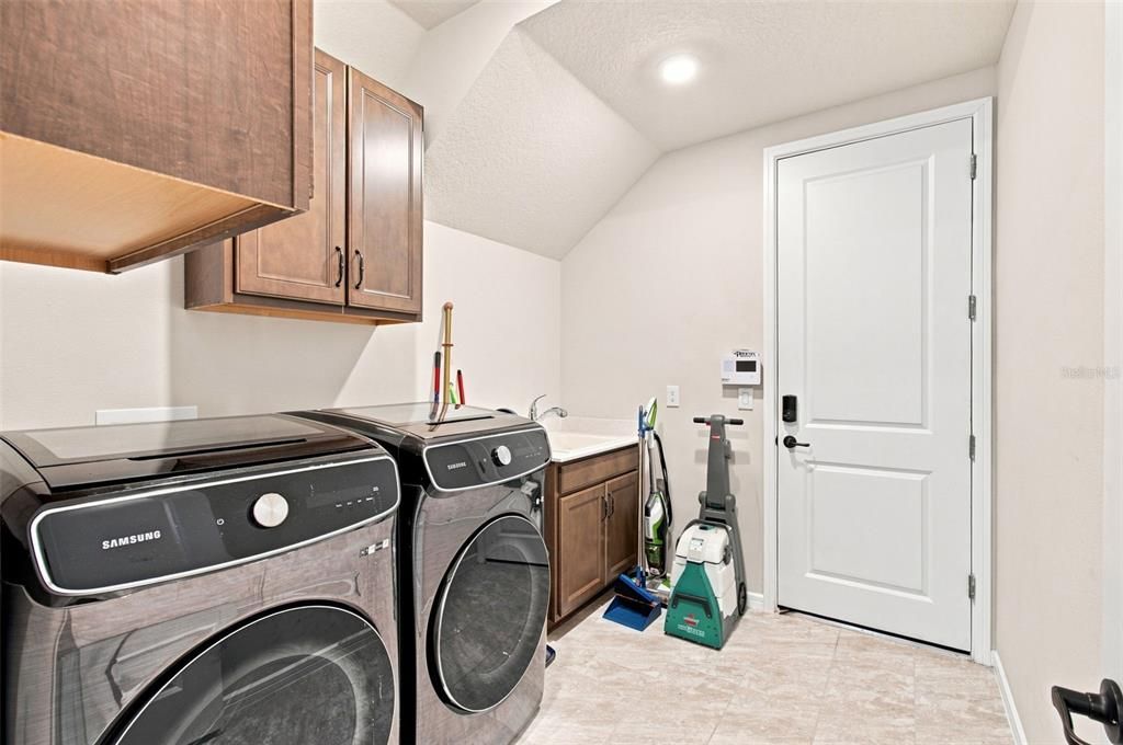 En Venta: $849,000 (5 camas, 5 baños, 4495 Pies cuadrados)