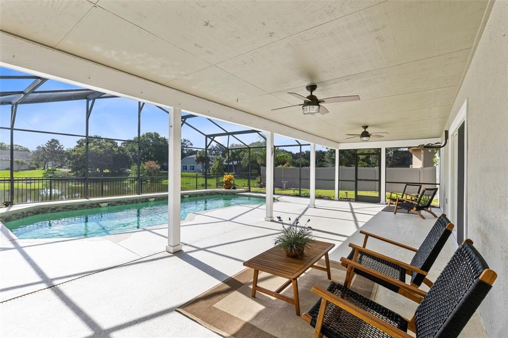 For Sale: $660,000 (4 beds, 2 baths, 2364 Square Feet)