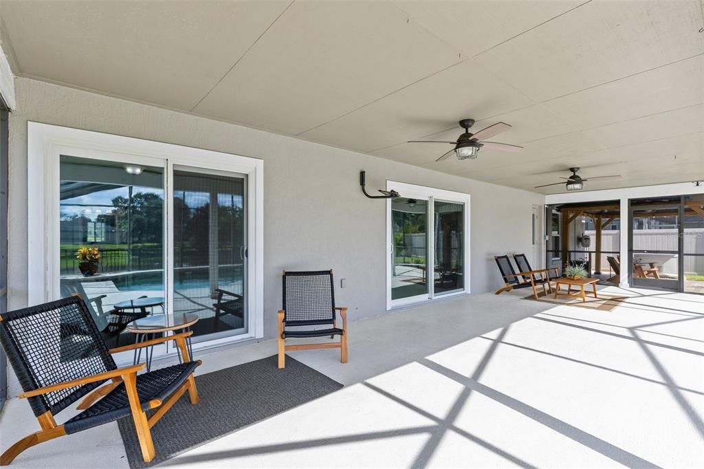 For Sale: $660,000 (4 beds, 2 baths, 2364 Square Feet)
