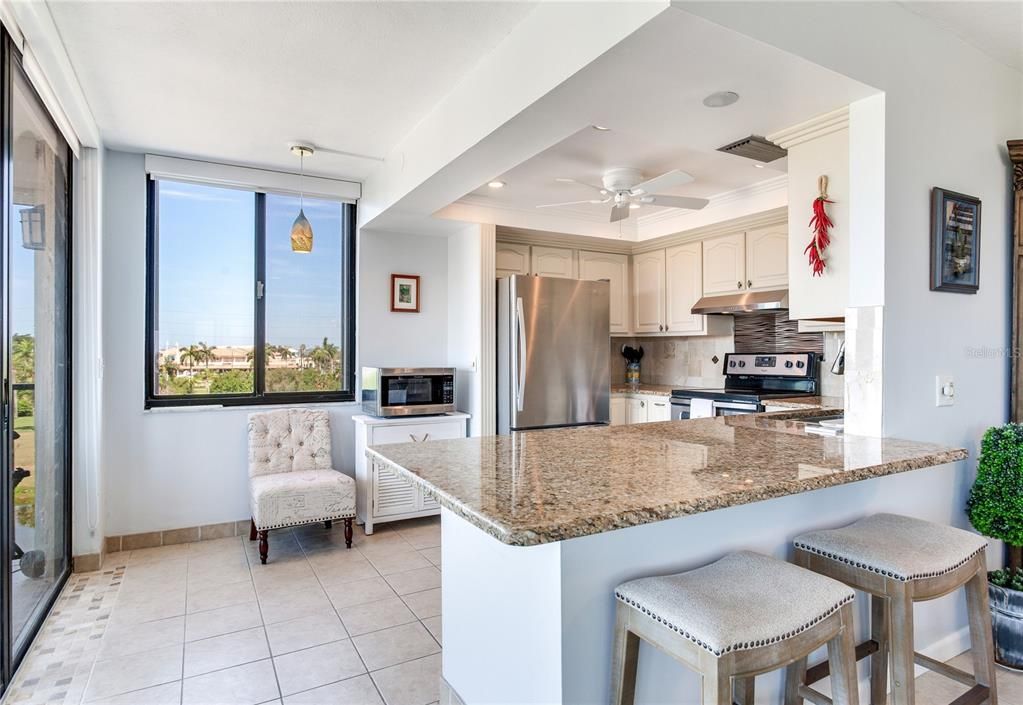 En Venta: $359,000 (2 camas, 2 baños, 1050 Pies cuadrados)