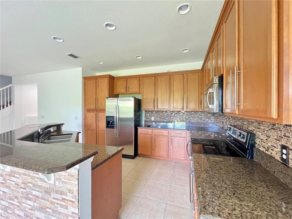 For Rent: $3,000 (4 beds, 3 baths, 2040 Square Feet)
