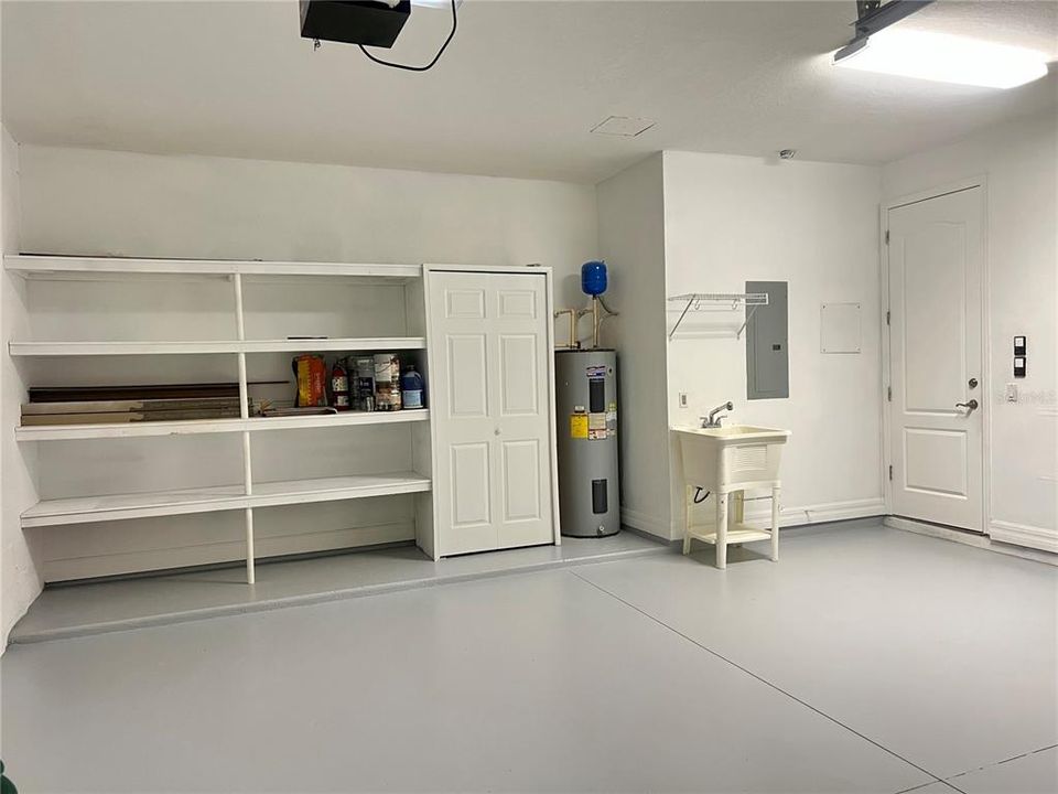 For Rent: $3,000 (4 beds, 3 baths, 2040 Square Feet)