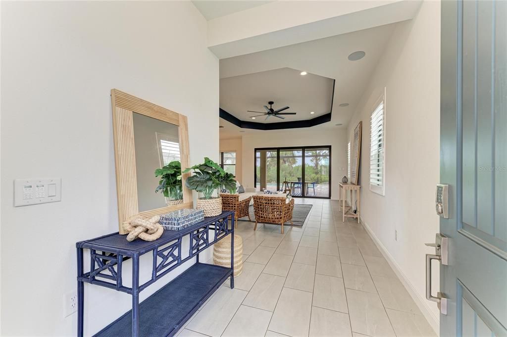 For Sale: $845,000 (3 beds, 2 baths, 2289 Square Feet)