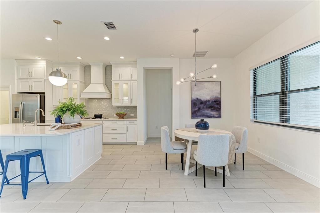 For Sale: $845,000 (3 beds, 2 baths, 2289 Square Feet)