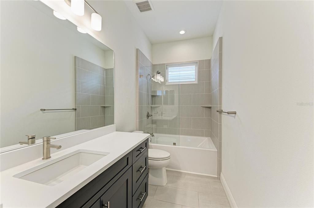 For Sale: $845,000 (3 beds, 2 baths, 2289 Square Feet)