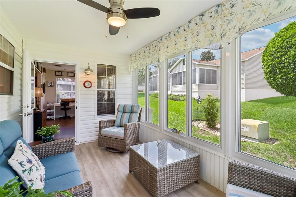 For Sale: $379,000 (3 beds, 2 baths, 1527 Square Feet)