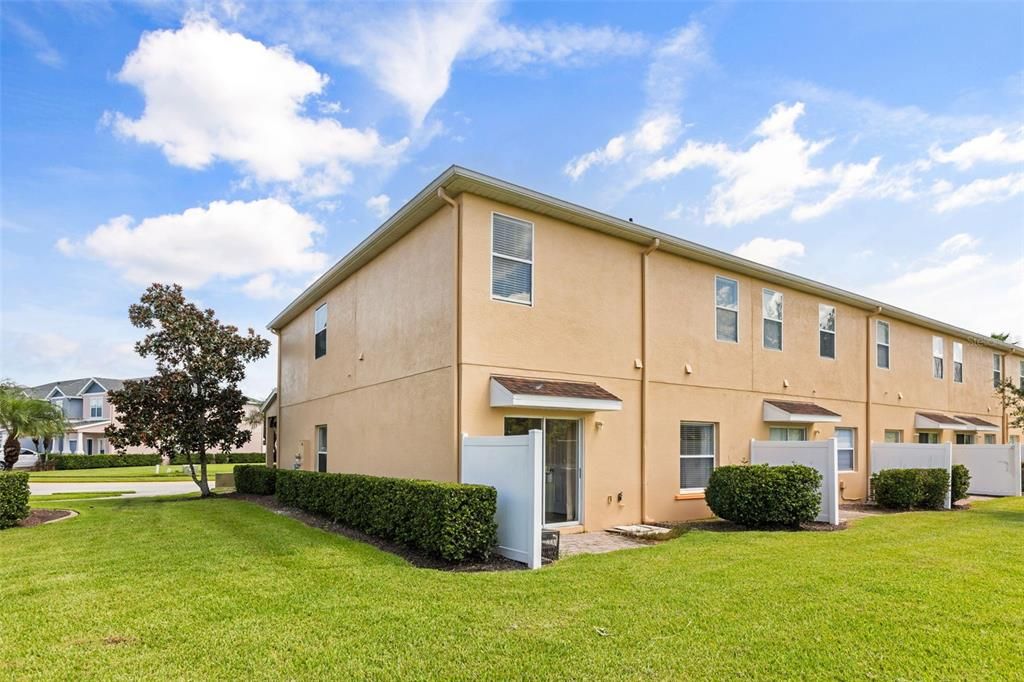 For Sale: $374,999 (4 beds, 2 baths, 1730 Square Feet)