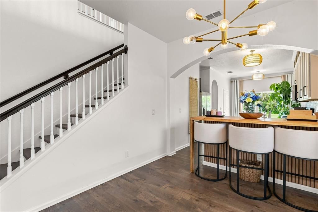 For Sale: $374,999 (4 beds, 2 baths, 1730 Square Feet)