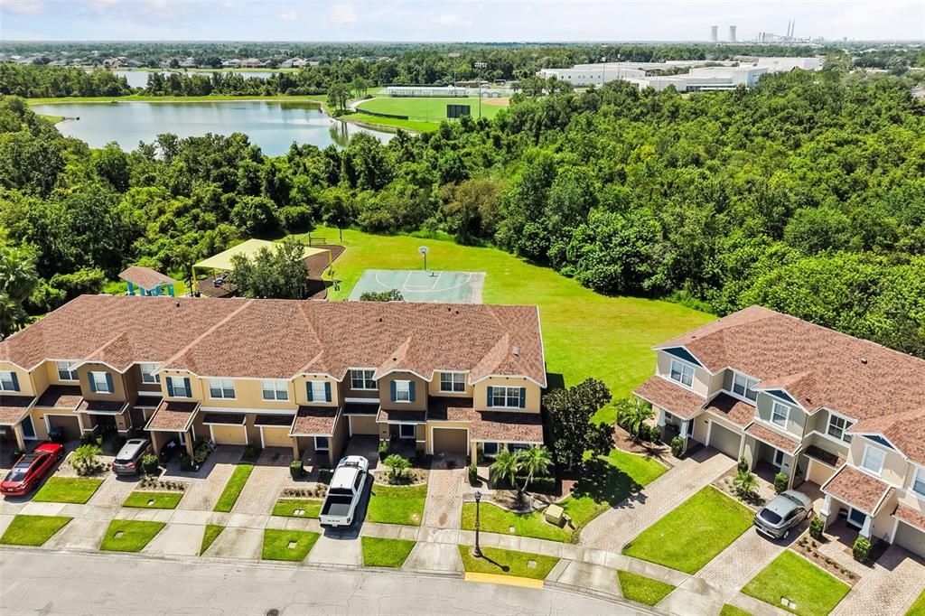 For Sale: $374,999 (4 beds, 2 baths, 1730 Square Feet)